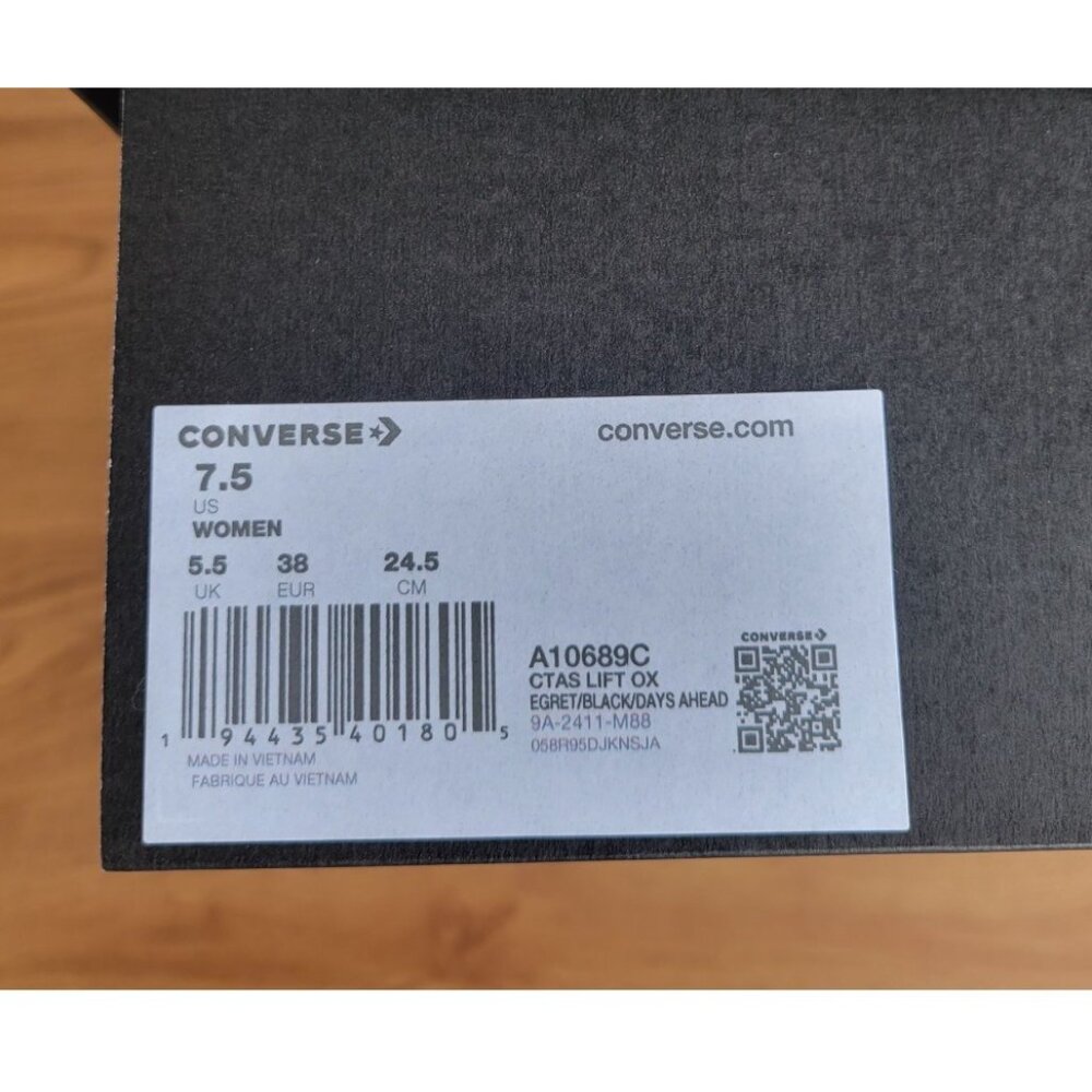 ✨Converse Chuck Taylor Lift Platform Polka Dots 7.5 Womens Shoes Sneaker A10689C - Picture 11 of 12